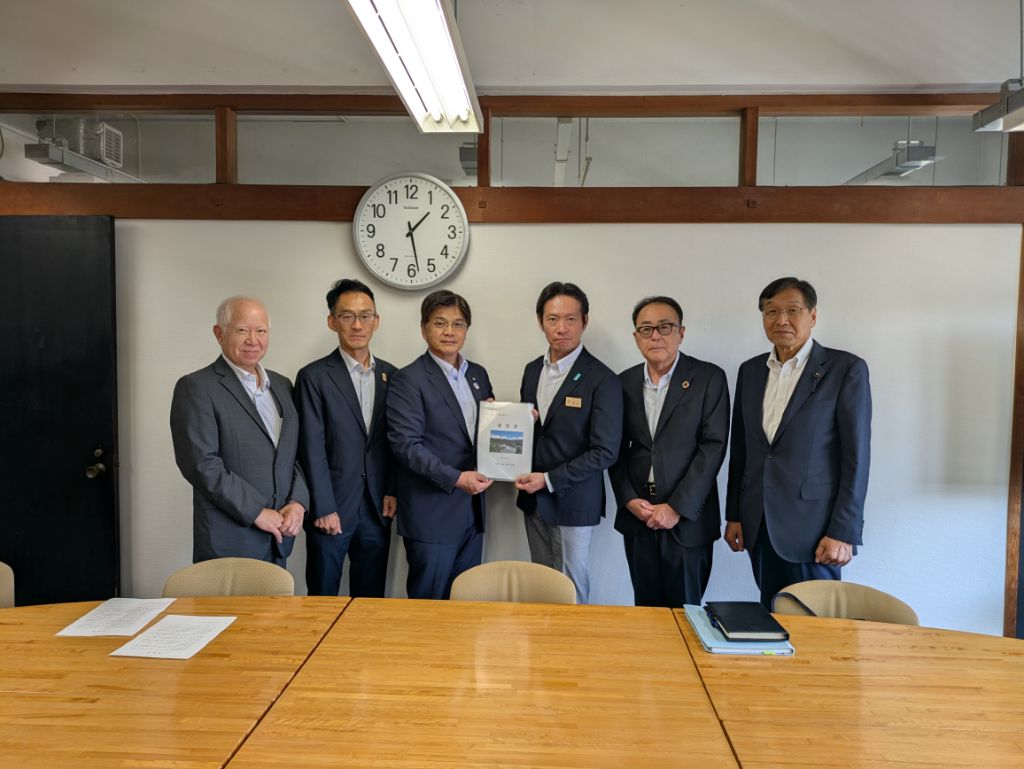 2025828山崎調整ダム魚道設置要望