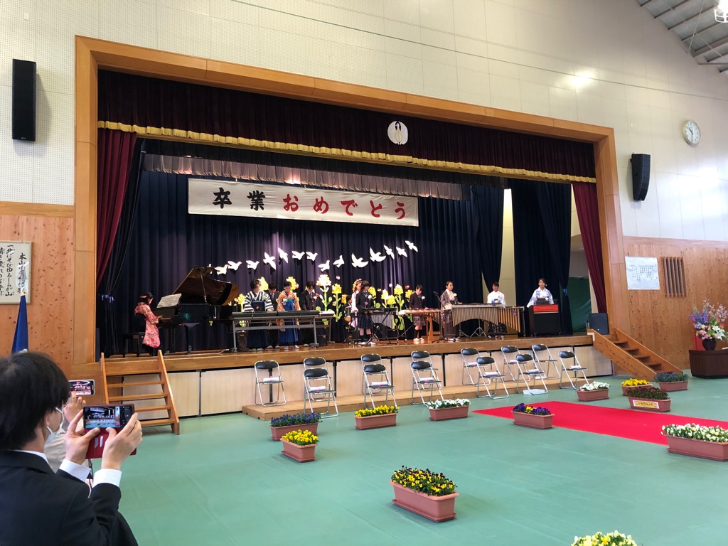 本山小学校卒業式1